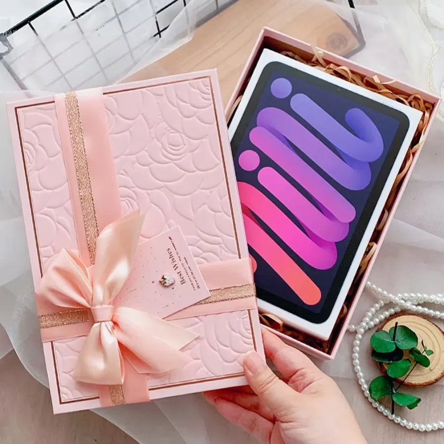 luxury-gift-boxes-wholesale-with-lid-and-ribbon-custom-rigid-boxes-floral-relief-design-3