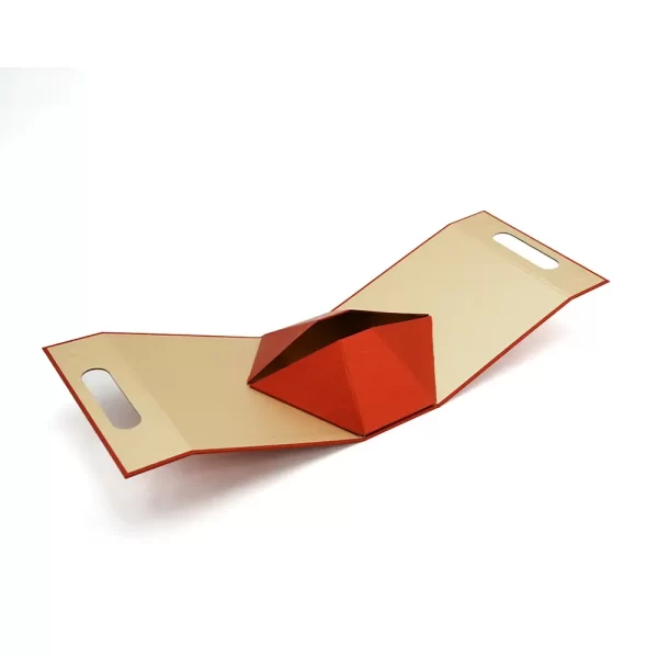 luxury-pyramid-magnetic-boxes-wholesale-with-handle-custom-gift-boxes-for-jewelry-6