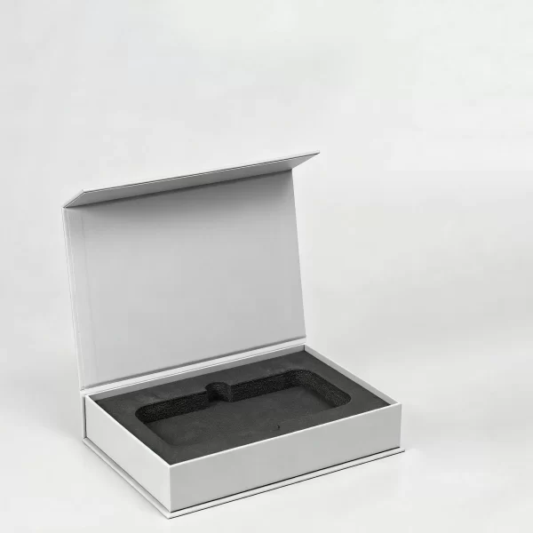 wholesale-magnetic-gift-boxes-custom-printed-rigid-boxes-1