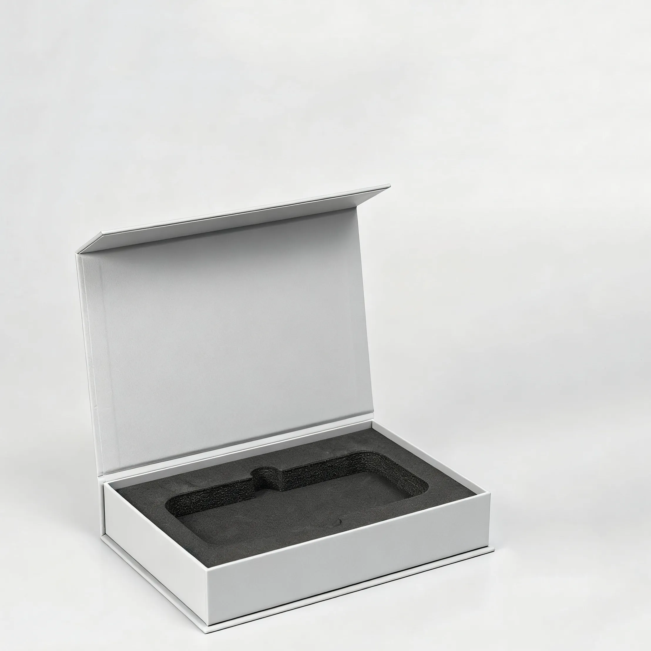 wholesale-magnetic-gift-boxes-custom-printed-rigid-boxes-1