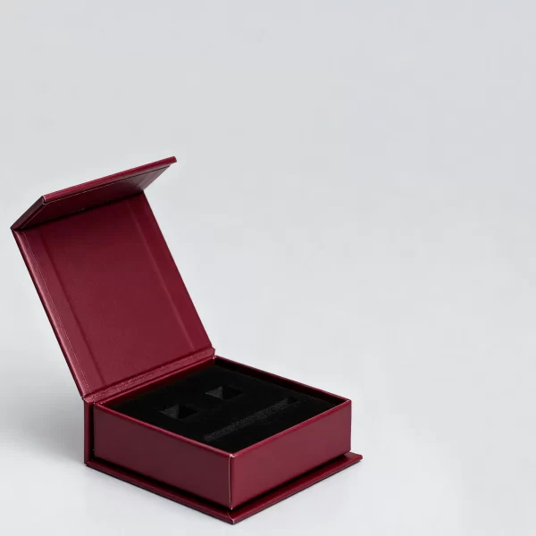 wholesale-magnetic-gift-boxes-custom-printed-rigid-boxes-2
