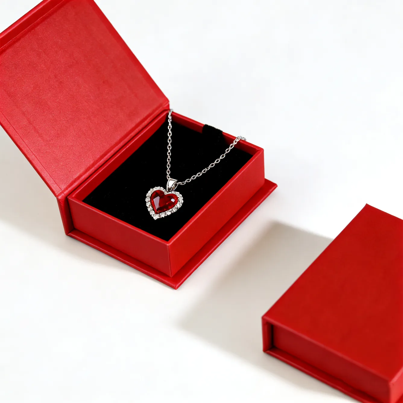 jewelry-gift-boxes-wholesale-custom-magnetic-boxes-with-ribbon-2