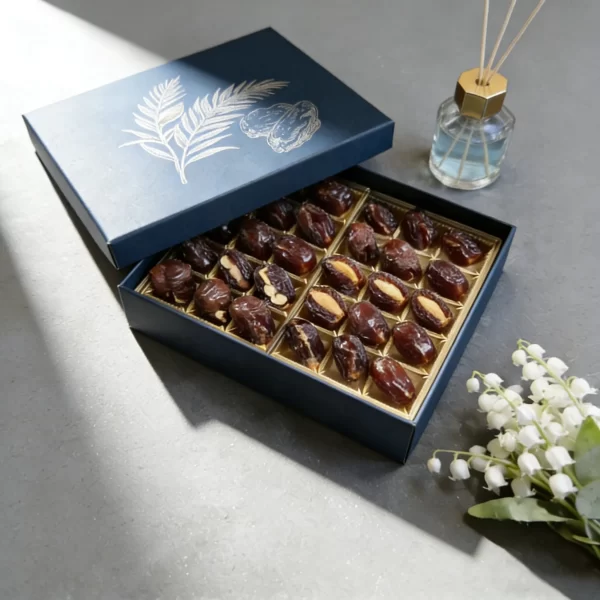 custom-size-cardboard-box-with-lid-rigid-dates-gift-box-bulk-3