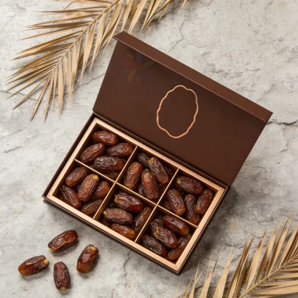 wholesale-bulk-luxury-magnetic-gift-boxes-customized-food-packaging-boxes-for-dates-chocolate-3