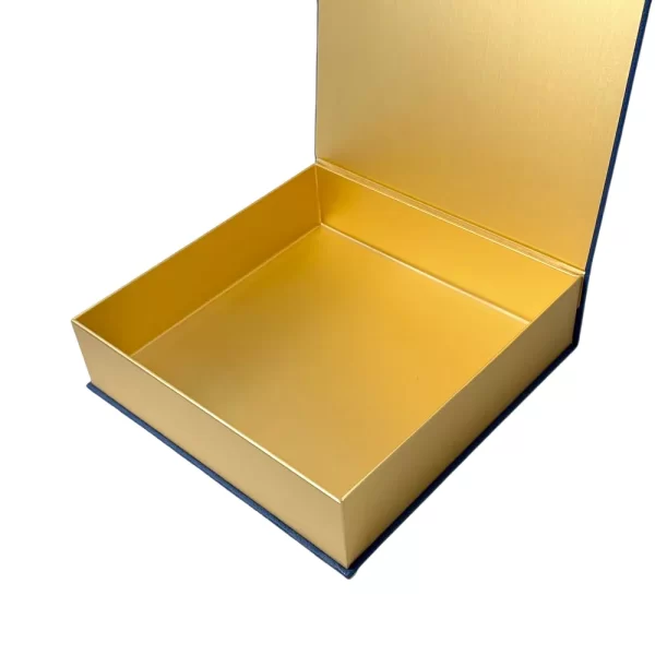 customized-rigid-cardboard-paper-boxes-magnetic-gift-boxes-for-clothes-shoe-packaging-2
